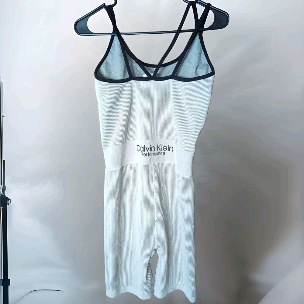 Calvin Klein Women's Seamless Rib Performance Unitard Shape Wear‎ Size Large